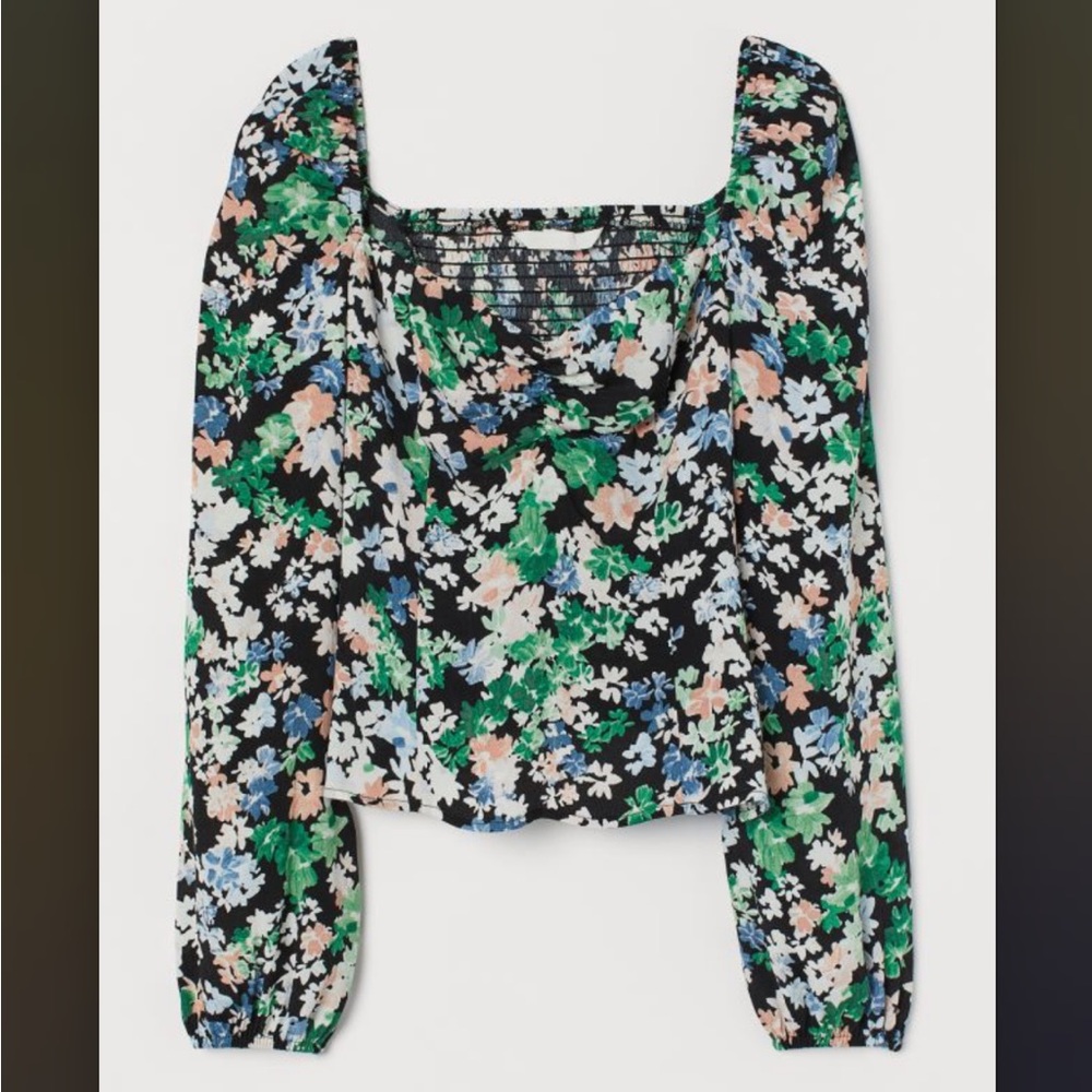 Floral long-sleeve top🌸